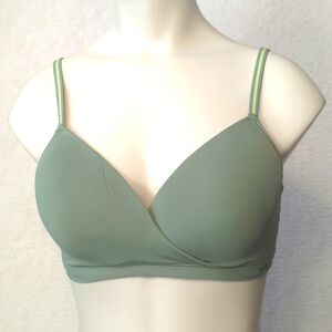 KINDLY YOURS Size M Crossover Hybrid Bra Recycled Materials Sea Spray Green